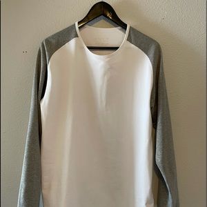 BYLT Baseball T-Shirt Size: Large